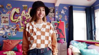 Габби Дюран. Няня инопланетян S1E14 720